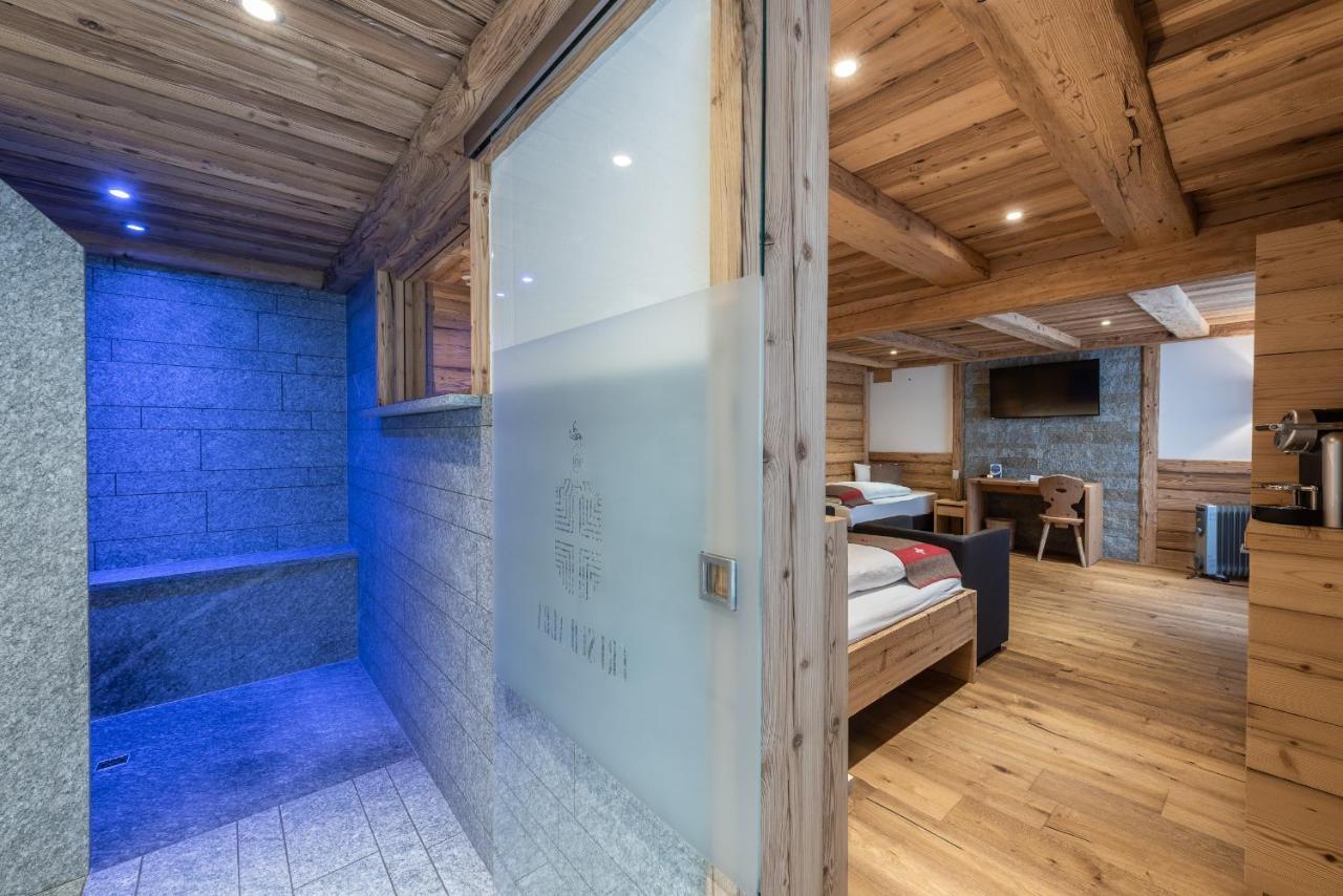 Hotel Crusch Alba 체르네츠 외부 사진