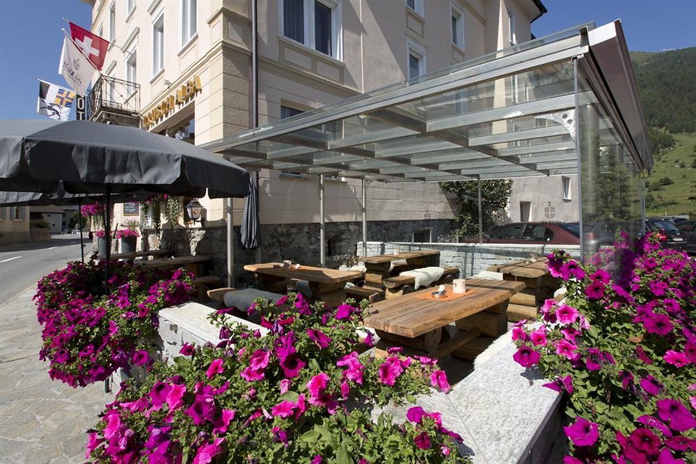 Hotel Crusch Alba 체르네츠 외부 사진
