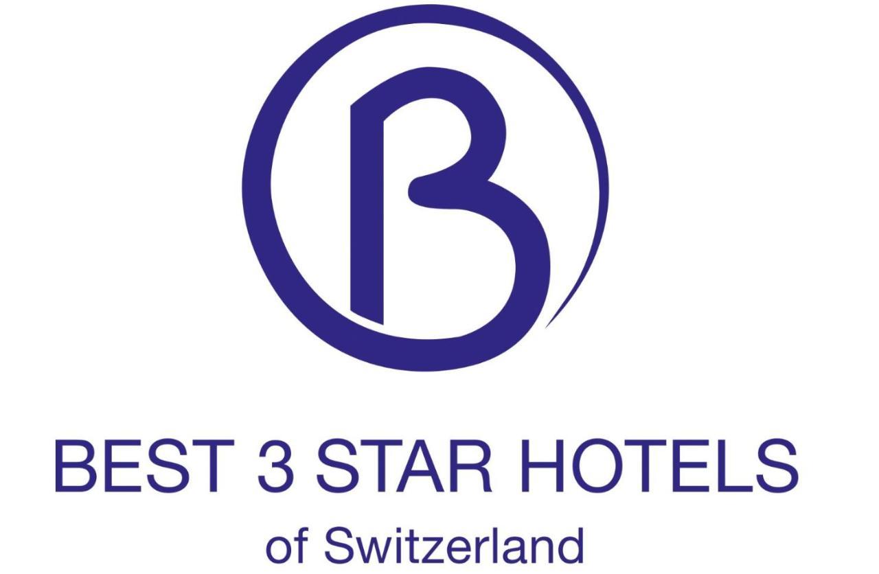 Hotel Crusch Alba 체르네츠 외부 사진